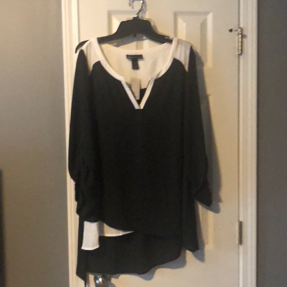 Black and White top